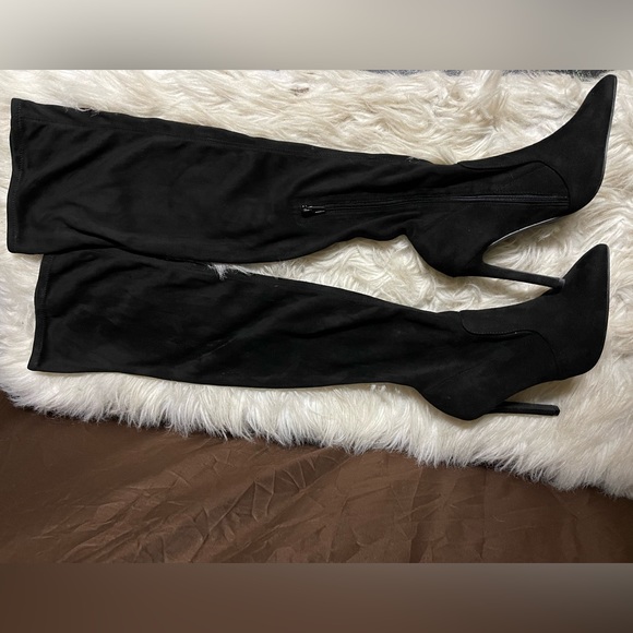 Call It Spring Stiletto Knee High Flattering Boots Size 6 Womens US - Picture 5 of 12